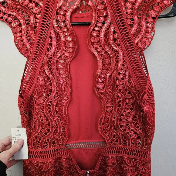 Saylor Anthropologie Large Ciara Sequined Scallop Lace Open-Back Dress in Red - Picture 8 of 9